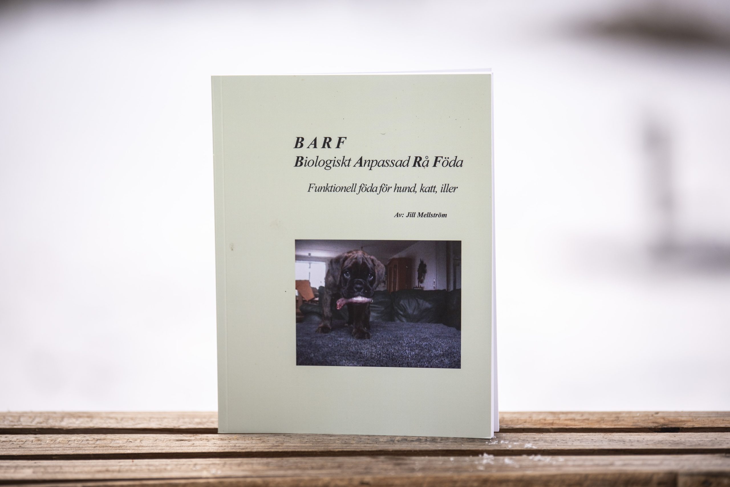 Boken om BARF